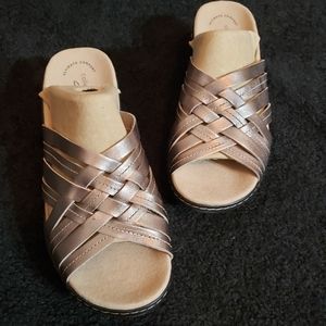 Clarks 8 1/2 Wide - Lexi Selina Sandals